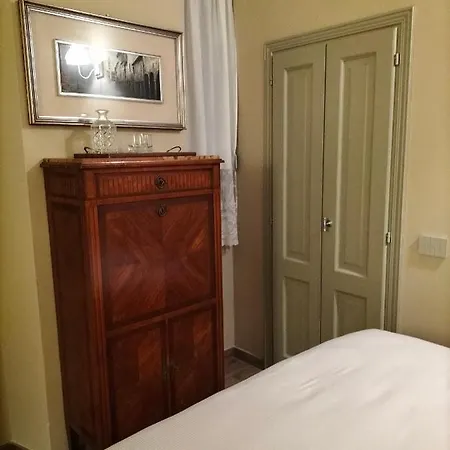 Sasso Di Rocca 住宿加早餐酒店