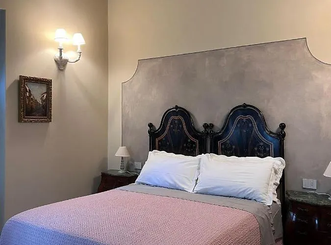 לינה וארוחת בוקר Sasso Di Rocca 3*