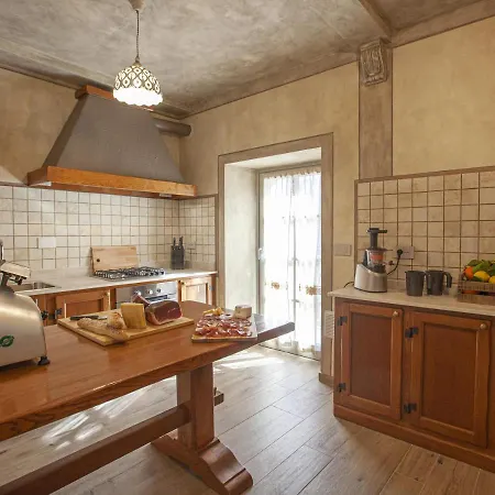 Sasso Di Rocca Bed and Breakfast 3*