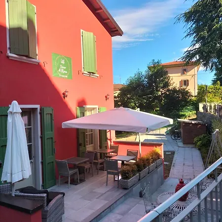 Bed and Breakfast Sasso Di Rocca 3*