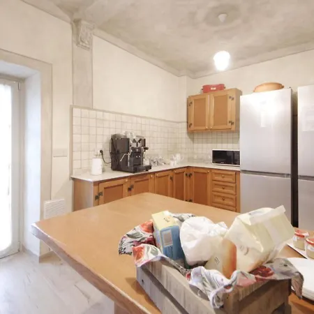 Sasso Di Rocca Bed & Breakfast 3*
