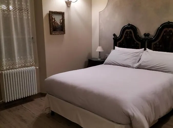 Sasso Di Rocca B&B