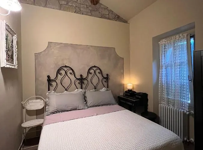 Sasso Di Rocca Frühstückspension